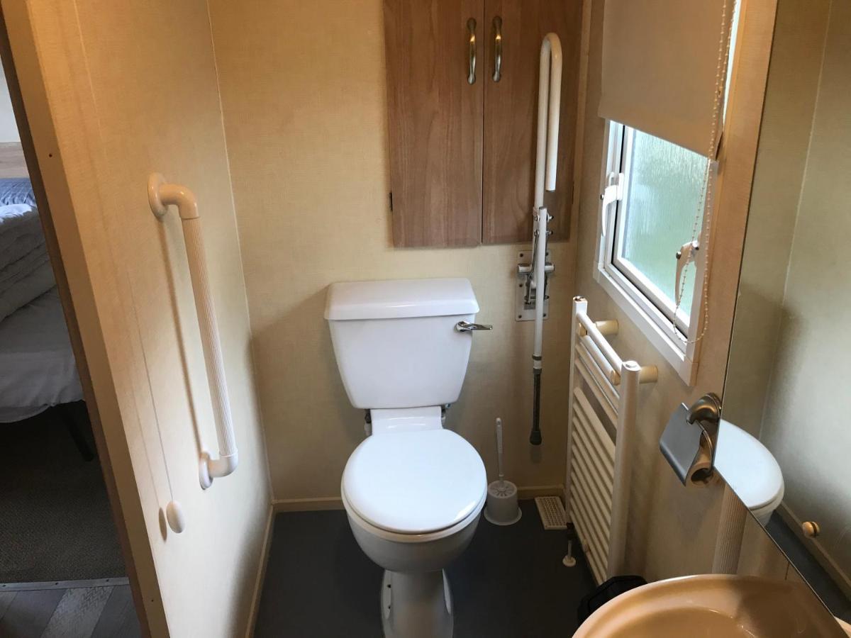 Accessible Wheelchair Friendly Caravan, Lg24, Shanklin, Isle Of Wight Екстериор снимка